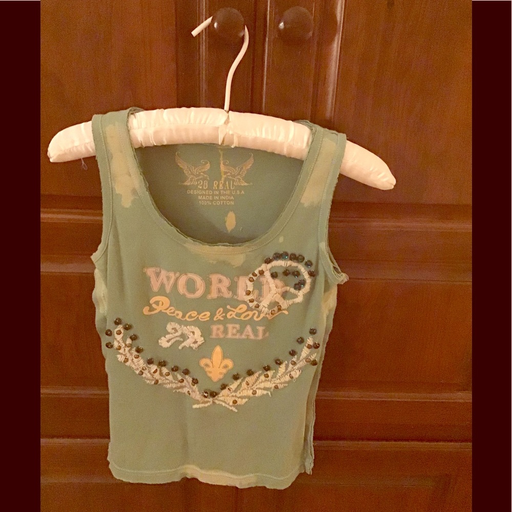 Embellished top size small 2B REAL nwot unique top